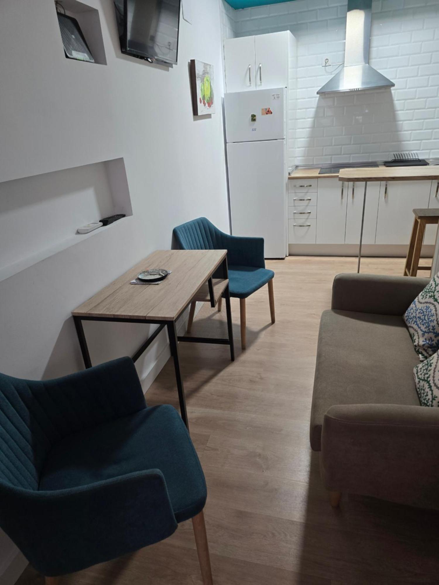 La Isla De Mirabel Apartment Plasencia Ngoại thất bức ảnh