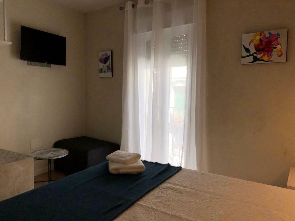 La Isla De Mirabel Apartment Plasencia Ngoại thất bức ảnh