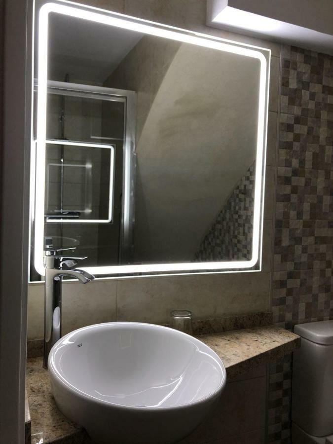 La Isla De Mirabel Apartment Plasencia Ngoại thất bức ảnh
